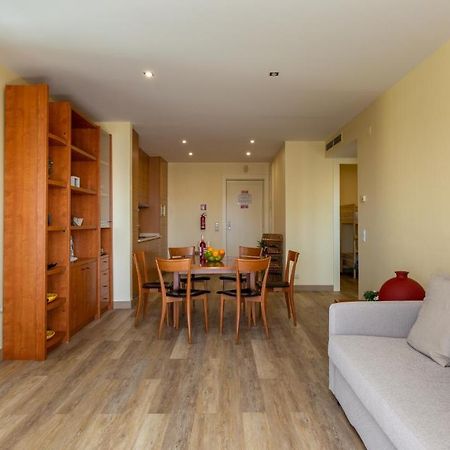 Divine Marina Apartment W/ Pool & Garden By Lovelystay Куартейра Екстериор снимка