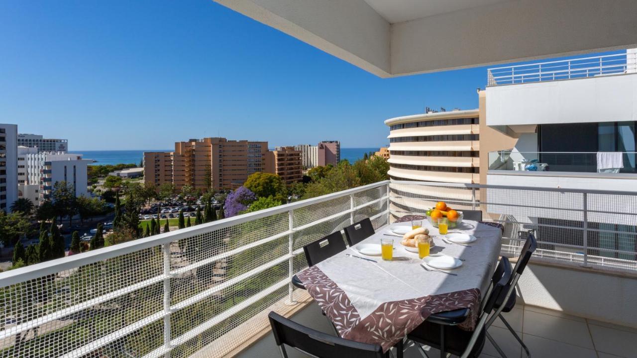 Divine Marina Apartment W/ Pool & Garden By Lovelystay Куартейра Екстериор снимка
